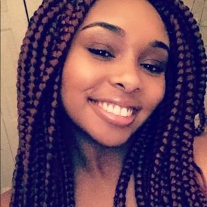 Meet your Posher, Breanna